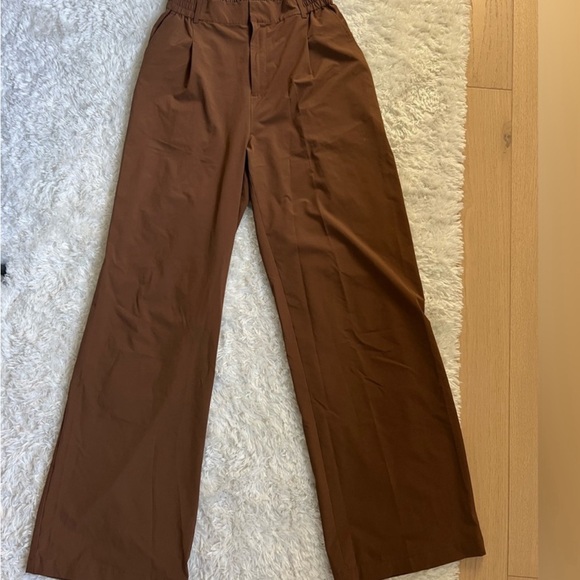 Alo Yoga High Waist Pursuit trouser size S - Picture 4 of 6